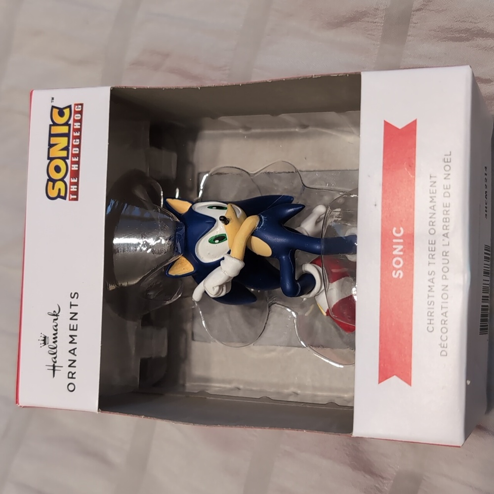 New Sonic Christmas Tree Ornament